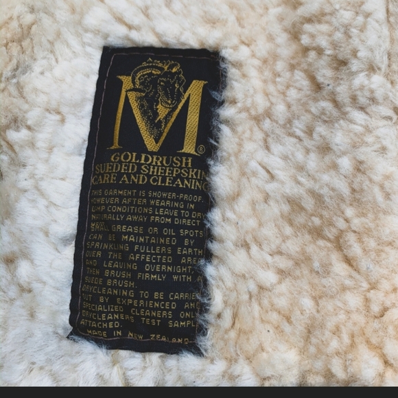 🍂🍁《VINTAGE》REAL DEAL SHEARLING COAT! - Picture 8 of 11